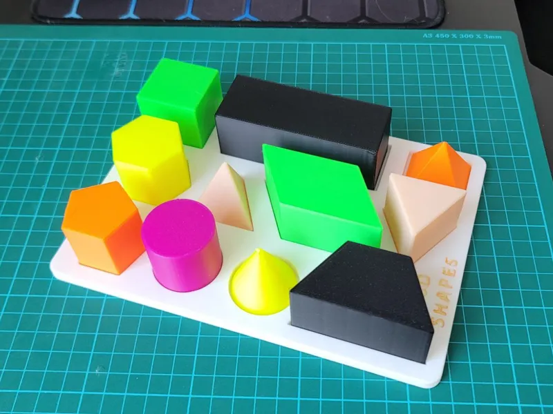 Formas — Manipulativo de Geometria 3D